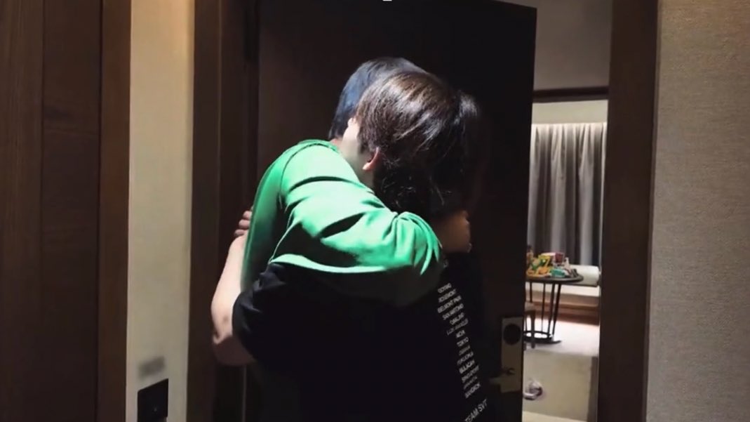 sounds_of_cheol's tweet image. "even when we'll turn old and gray"

#2025MAMAVOTE #SEVENTEEN