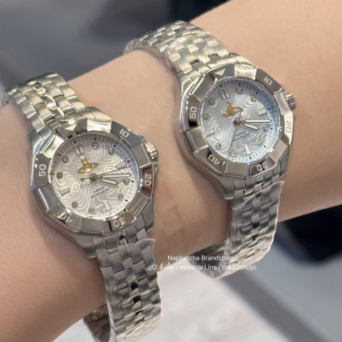 Npc_Brandstore's tweet photo. 🌷 พร้อมส่งทั้ง 2 สีเลยนะคะ 🌷
นาฬิกา Vivienne Westwood รุ่น The Bompton 🩵🤍

Case : 31mm.
อุปกรณ์ครบเซ็ต+รับประกันสินค้าศูนย์ไทย 2 ปีเต็ม

📍การันตรีสินค้าของแท้ 100% 🥰

🌷 Price : 8,900 THB. 🌷

 🛒🛍️ สอบถาม Line : @622chuyc

#นาฬิกาvivivenne #นาฬิกาvivienneพร้อมส่ง https://t.co/AE6ryTfMfj