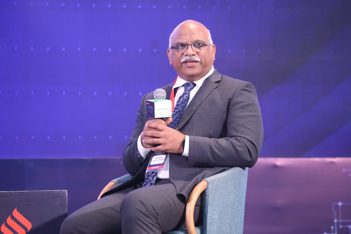 FE_Connect's tweet image. LIVE from #FEFutech2025: The first session is underway, and the hall is packed with leaders, innovators, and visionaries.
Here’s a look at our distinguished speakers setting the tone for an action-packed day of FuTech insights.

#FEConnect #ConnectwithFE #B2B #B2BEvents