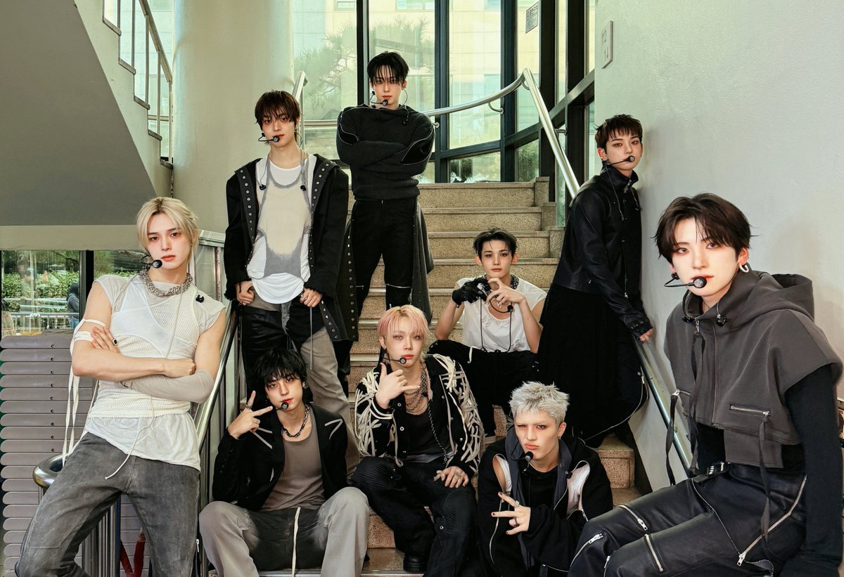 오늘의andTEAM] 251107 뮤직뱅크 #BacktoLife 음원은 스트리밍과