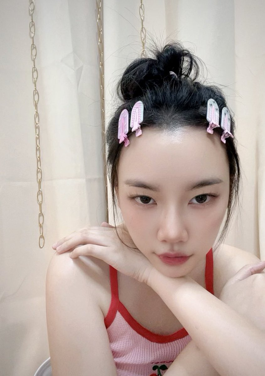 กอดฉัน 🍒