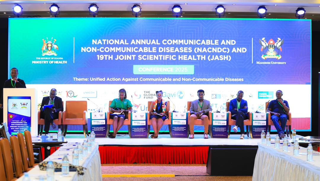 OfficialHadad's tweet photo. @ahfugandacares @aidscommission @MinofHealthUG @MakSPH @GlobalFund @IDRC_Uganda Bienvenu Nsengimaana presents groundbreaking research on Plasmodium falciparum gene deletions (pfhrp2/pfhrp3) using the MAD4HatTeR assay, advancing diagnostic accuracy in malaria detection. ๐งฌ๐ฆ #NACNDC2025 #JASH2025 #UnifiedAction https://t.co/OFfdMTFamA