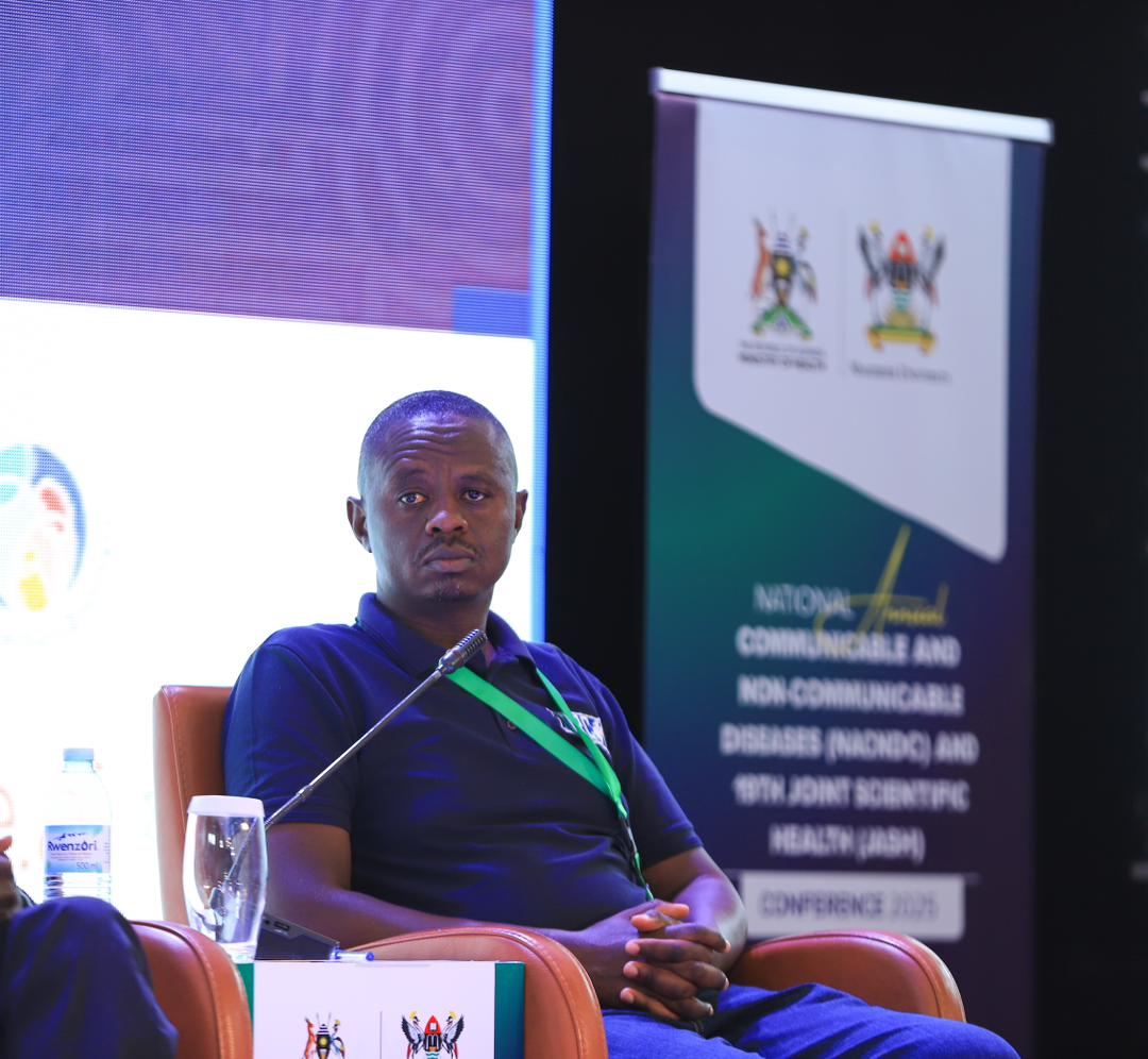 OfficialHadad's tweet photo. @ahfugandacares @aidscommission @MinofHealthUG @MakSPH @GlobalFund @IDRC_Uganda Bienvenu Nsengimaana presents groundbreaking research on Plasmodium falciparum gene deletions (pfhrp2/pfhrp3) using the MAD4HatTeR assay, advancing diagnostic accuracy in malaria detection. ๐งฌ๐ฆ #NACNDC2025 #JASH2025 #UnifiedAction https://t.co/OFfdMTFamA