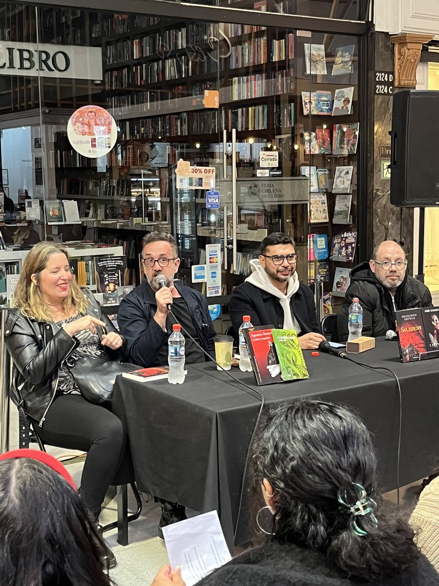 Oiga, qué buen conversatorio sobre los miedos, el horror y la imaginación en la literatura fantástica, junto a Agustina Bazterrica, Luciano Lamberti, Francisco Ortega y Jesús Diamantino <a href="/nuevaaltamira/">Altamira Libros</a>