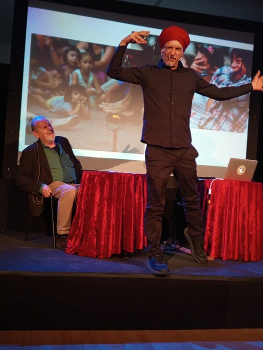 Ayer, en Price, dialogando sobre FAQUIRISMO