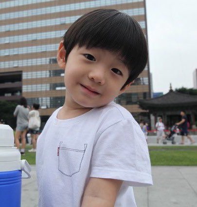 eleivst's tweet image. i want a kid just like sanghyeon