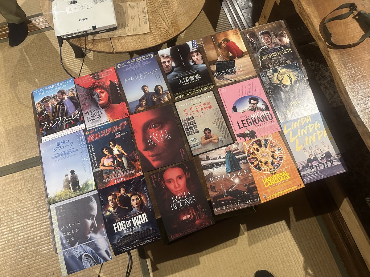 _MuGicafe's tweet image. 明日第2土曜日の夜は、むぎの部活動「えいが部」の日☆今月の課題映画は、サミュエルLジャクソン主演の「コーチカーターです。
今回は、記念すべき映画部100回記念の日！えいが部のメンバーもいろいろ変わりながら、素敵な映画を紹介し続けていただき嬉しい限りです。