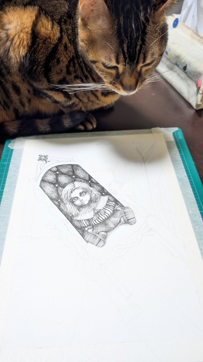 猫に命令されて絵を描いてます
猫「怖い人形描くニャ！」