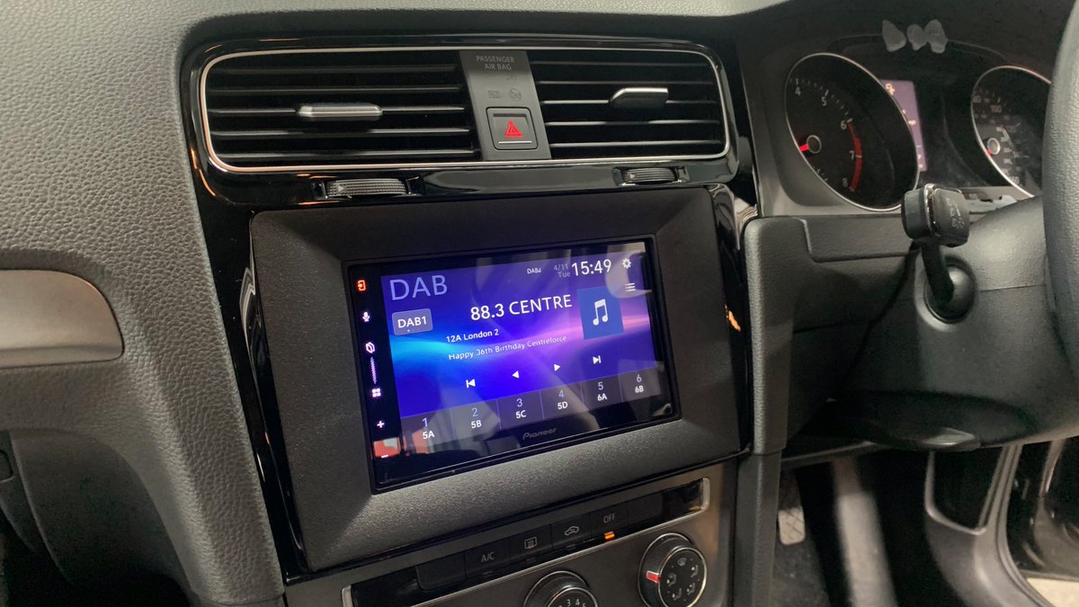 dynamic_audio's tweet image. VW Golf MK7/7.5 2014 model upgraded with Pioneer SPH-DA77DAB CarPlay Stereo.

@VW @PioneerUK