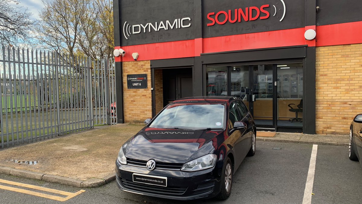 dynamic_audio's tweet image. VW Golf MK7/7.5 2014 model upgraded with Pioneer SPH-DA77DAB CarPlay Stereo.

@VW @PioneerUK