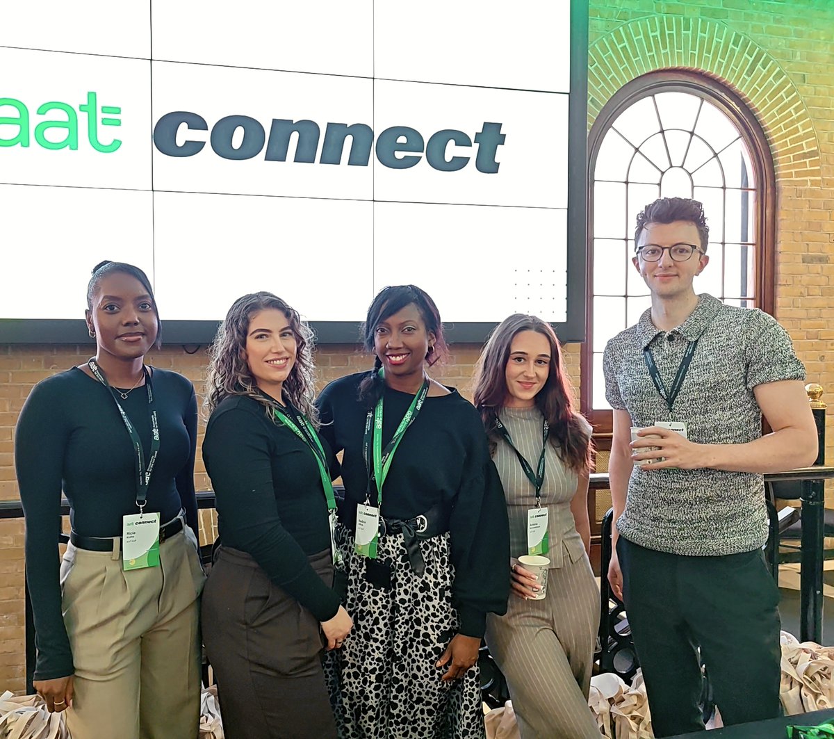 YourAAT's tweet photo. We're at AAT Connect 2025 today and ready for an inspiring day ahead 🎉

If you're here today, say hello to our team and let’s make meaningful connections together. 💼💚

#AATConnect2025 #AATMembers #AccountingProfes https://t.co/BlWXPxpTP7