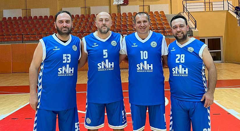 Giresun Belediyesi spor ekibinden büyük başarı 
.
giresunsporgazete.com/giresun-beledi… 
.
#giresun #giresunsanayispor #proliftsanayispor #futbol #bayanfutbol #hentbolsüperlig #yeşilbeyaz #tff