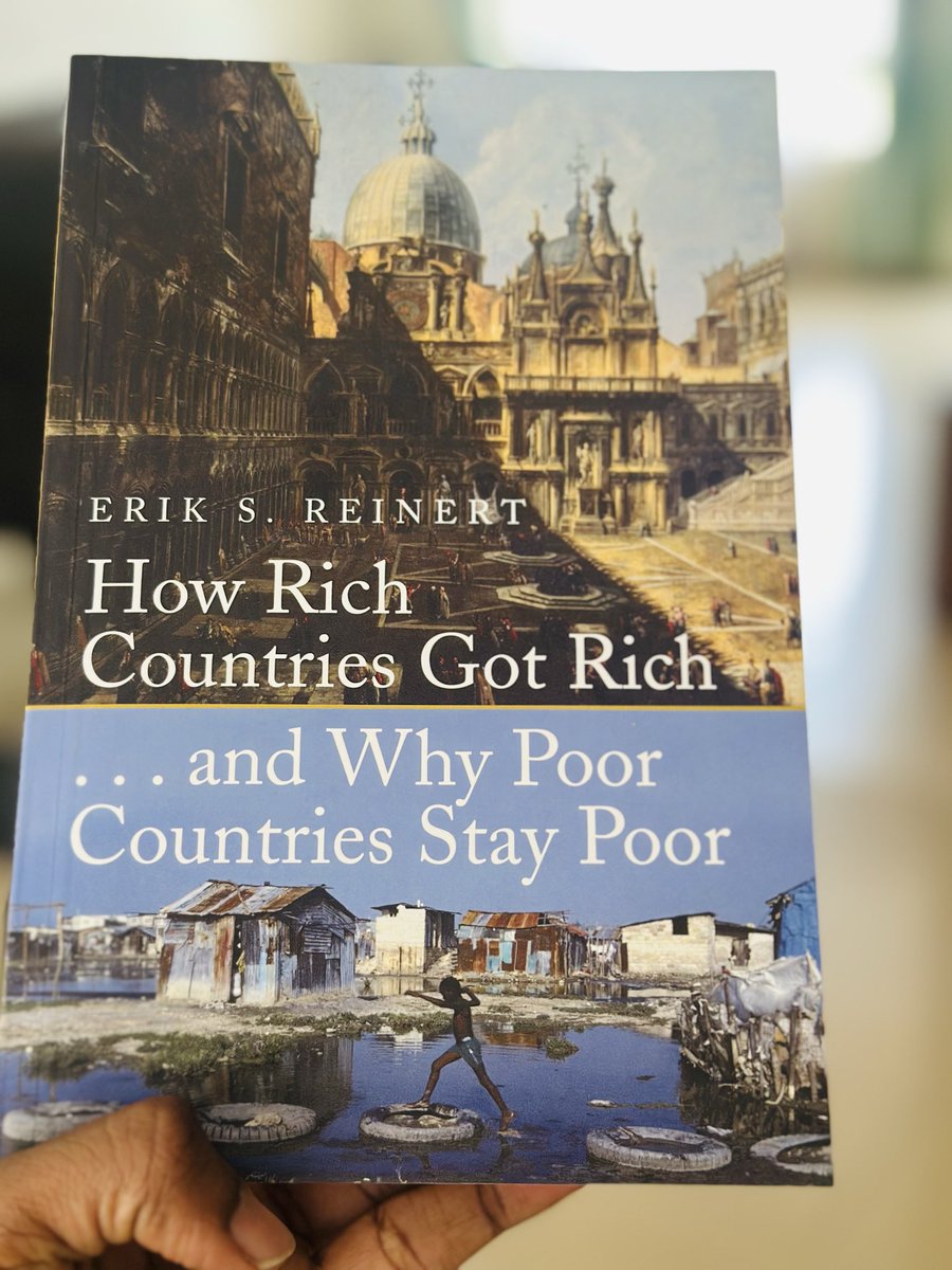 qataharraymond's tweet image. My first read for November is here ☺️☺️☺️