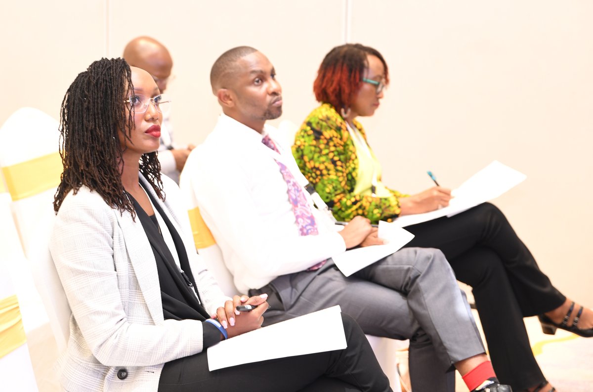 IDeAL_KEMRI_WT's tweet photo. Health insurance isn’t just coverage; it’s cost protection.
Data shared by Robinson Oyando, PhD Fellow, @KEMRI_Wellcome, and @IDeAL_KEMRI_WT at the #NairobiHealthScientificConference show that insured Kenyan households spend KES 6,680 less out of pocket than uninsured households https://t.co/NhHvPmHwoC