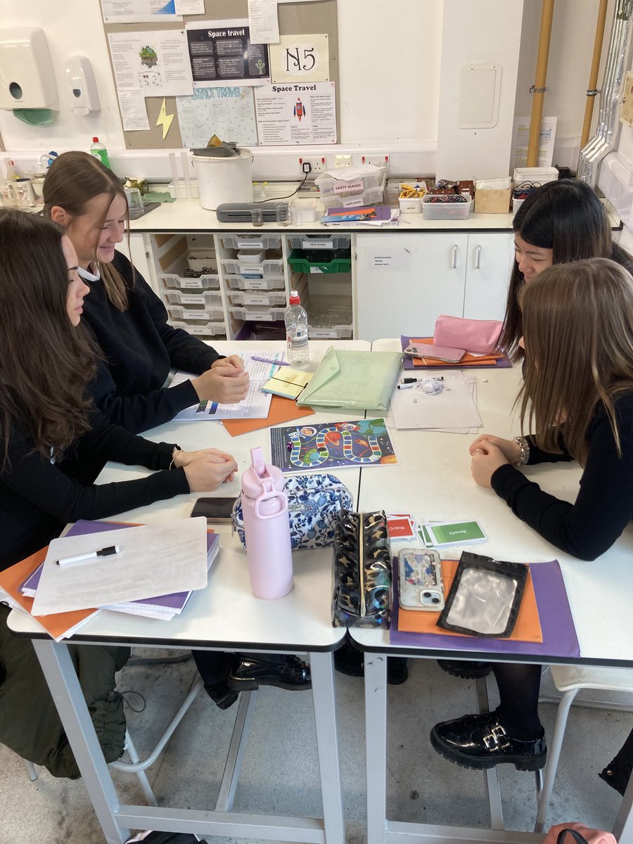 Garnock Science Department tweet media