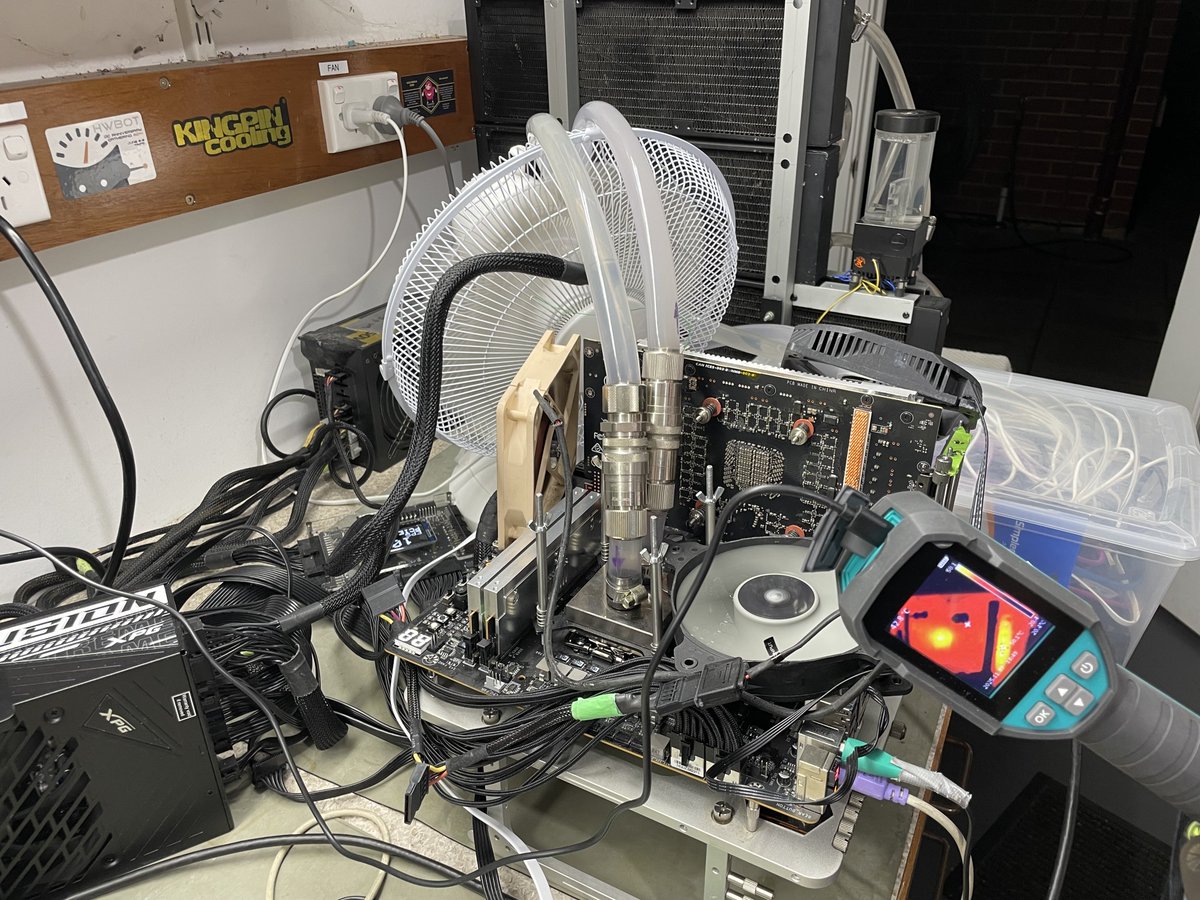 TeamAU Overclocking tweet media