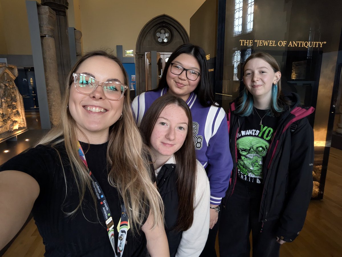 Garnock Science Department tweet media