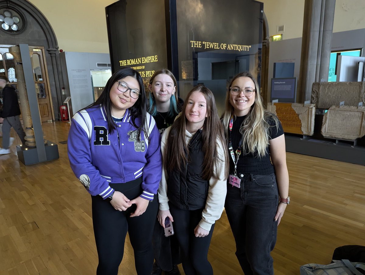 Garnock Science Department tweet media