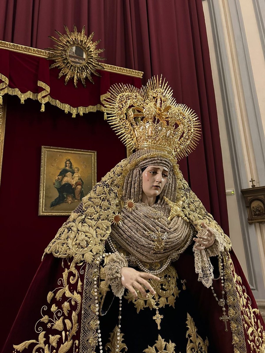 𝐂𝐔𝐋𝐓𝐎𝐒 🕯️ | María Santísima del Patrocinio, Reina de los Cielos ya preside el altar dispuesto ex profeso para la celebración de los cultos en su honor, que culminarán con 𝐒𝐨𝐥𝐞𝐦𝐧𝐞 𝐄𝐮𝐜𝐚𝐫𝐢𝐬𝐭𝐢́𝐚 este domingo, 9 noviembre, a las 10h. 

Nuestra Sagrada Titular