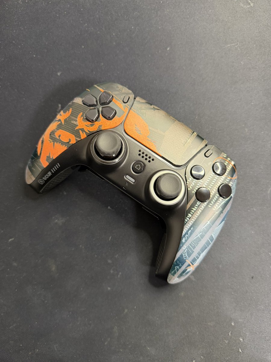 controllerlab_'s tweet image. Installation et calibrage joysticks Hall Effect TMR pour @youngmaan75 !