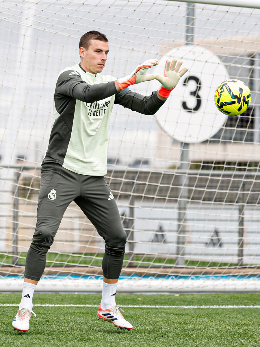 🧤 @ThibautCourtois 
🧤 <a href="/AndreyLunin13/">Andrey Lunin</a>