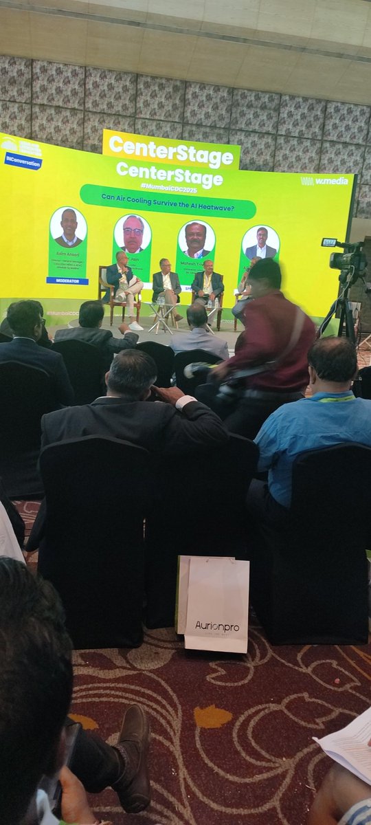 RashindeRs's tweet photo. #MumbaiCDC2025
https://t.co/WdxBQmxdqC
CenterStage https://t.co/lDW9pgFzmJ