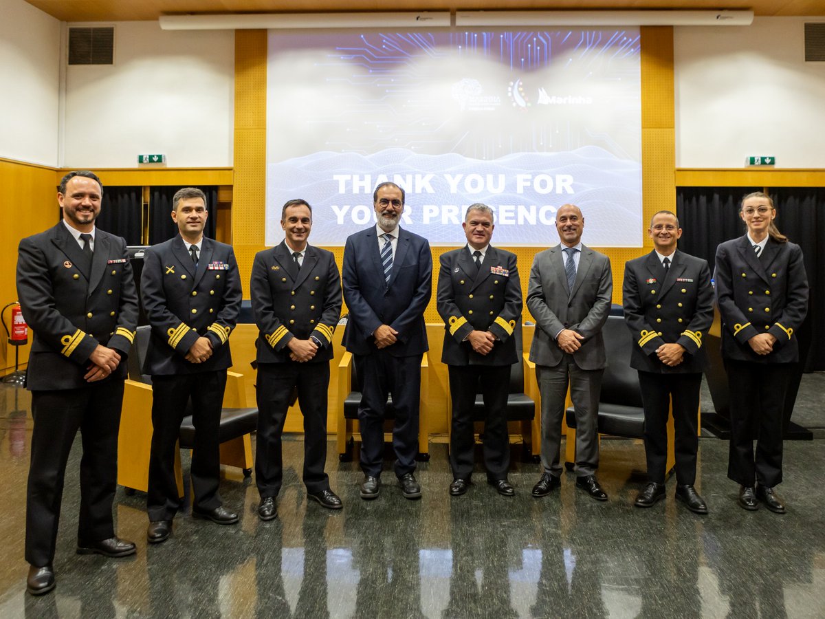 MarinhaPT's tweet image. Marinha realiza #conferência sobre o uso da inteligência artificial na segurança marítima

No âmbito da iniciativa 5+5 Defesa, a #Marinha realizou uma conferência sobre a aplicação da #InteligênciaArtificial na segurança marítima.

Saiba mais em marinha.pt/pt/media-cente…