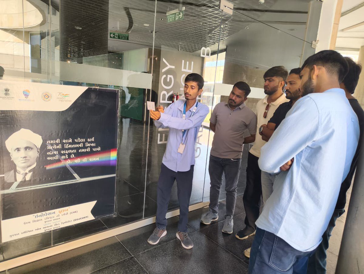 RscBhuj's tweet photo. @RSCBhuj celebrated the #Birth #Anniversary of #Nobel Laureate Sir #C.V.Raman with inspiring documentary show, demonstration of light #dispersion, sessions on the #Raman effect and hands-on experiment of CD #spectroscopy and #light #diffraction using the #Quantum Kit. https://t.co/Vmdj0Rlgue