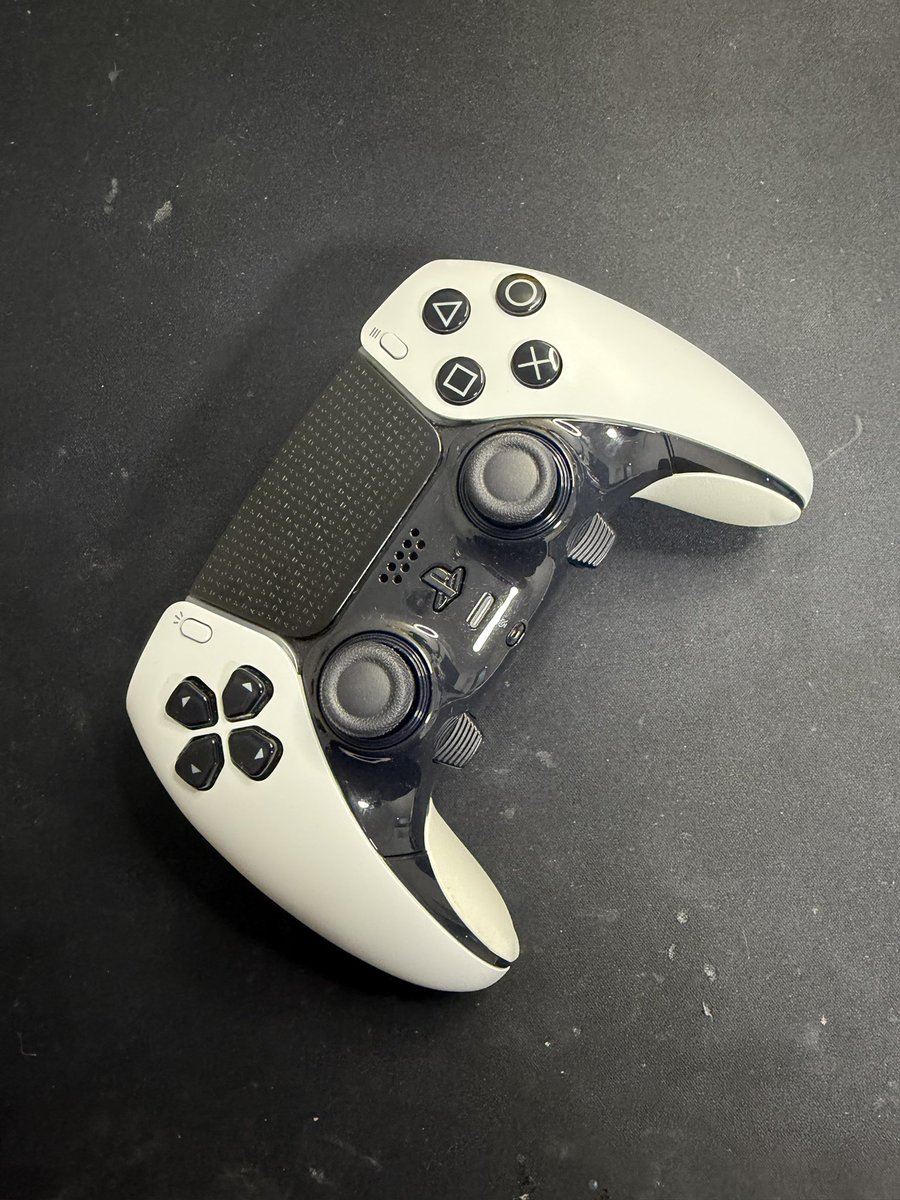 controllerlab_'s tweet image. Installation et calibrage joysticks Hall Effect TMR pour @derko_kussy !