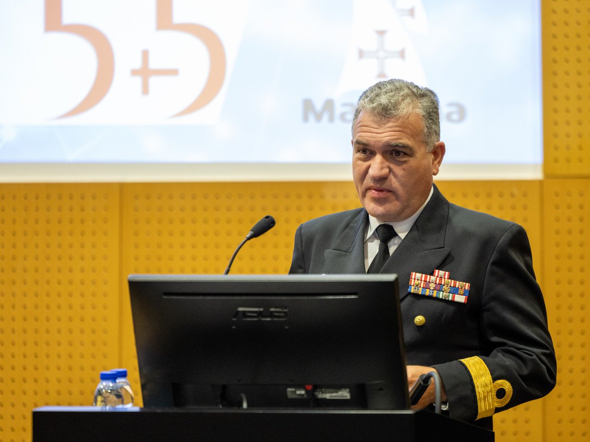MarinhaPT's tweet image. Marinha realiza #conferência sobre o uso da inteligência artificial na segurança marítima

No âmbito da iniciativa 5+5 Defesa, a #Marinha realizou uma conferência sobre a aplicação da #InteligênciaArtificial na segurança marítima.

Saiba mais em marinha.pt/pt/media-cente…