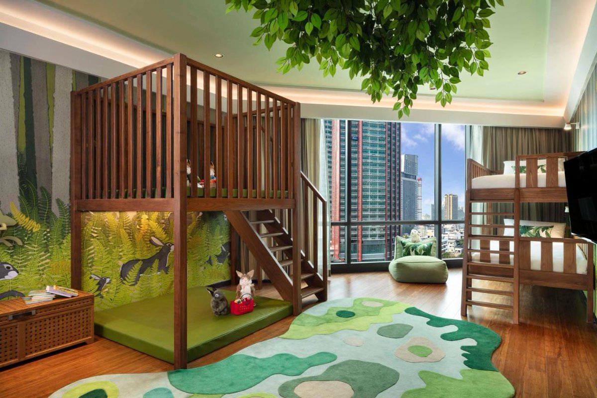 Staythcom's tweet image. #โรงแรมสุดคุ้ม Siam Kempinski Hotel agoda.com/partners/partn… เป็นหนึ่งในโรงแรมหรูหราและโดดเด่นที่ตั้งอยู่ในใจกลางกรุงเทพ มีสิ่งอำนวยความสะดวกมากมาย เช่น ห้องพักที่สะอาดสะอ้านและหรูหรา สระว่ายน้ำ ฟิตเนส เสริมด้วยร้านอาหารและบาร์ที่มีเมนูอาหารหลากหลายเมนู

#กรุงเทพ #Bangkok #Hotel