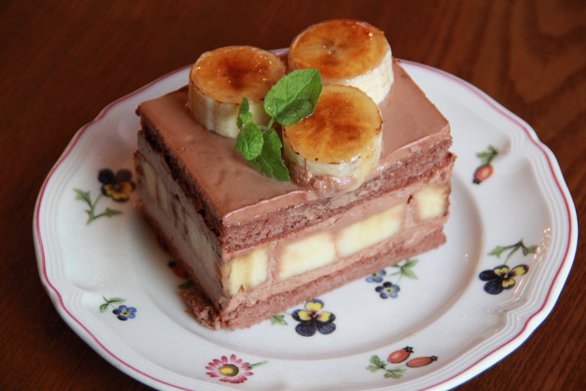 달콤다정표 초코바나나케이크가 준비됩니다.
남사징이 강력하게 요청하고 요청했던 초코바나나가 시작됩니다.
여사장은 바나나 ‘호’ 파가 아니라서 미루고 미루다 시작하게 되았습니다. 바나나 ‘불호’파인 여사장이 준비한 초코바나나케이크 조용히 사부작 시작합니다. 🍌🍌🍌🍌🍫🍫🍫🍫