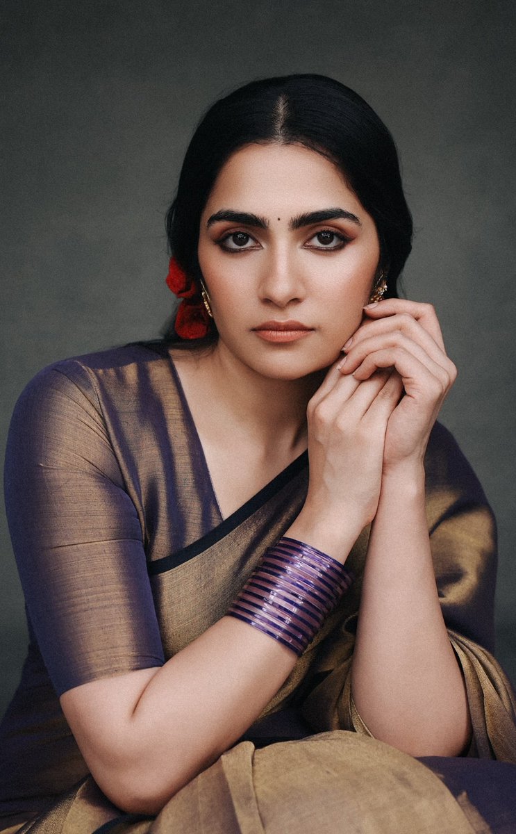 INDACTRESSPIC's tweet image. Saree Draping is an Art

#RukminiVasanth 
#KantaraChapter1