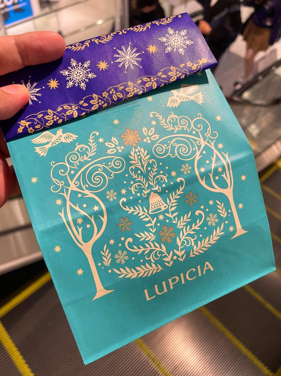 オタクたちーーーー！！！！！特に14弾のオタクたち！！！！！ルピシアクリスマス今年はこれ！！！

x.com/akinpuri27/sta…