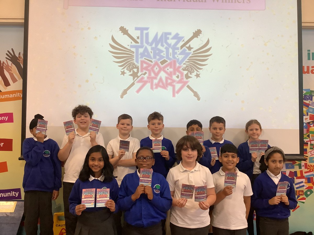 ReinwoodJuniors's tweet image. Well done to year 4 achievement winners! 🤩🎊🏆⭐️🎉 #RJS4B #RJS4D #RJS4H