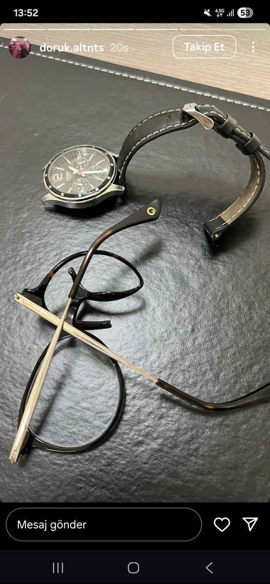 Bir panik butonu ya bir panik butonu. Bunu çok görüyorlar insanlara.