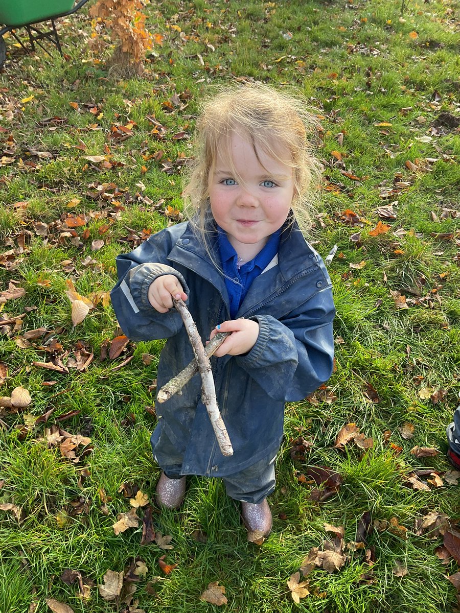 AnthonyCurton's tweet image. Reception children had a fantastic time at their first ever Forest School session today! We made mud pies, used natural materials to make kindness hearts, and played with stickman! #forestschool #NatureLearning