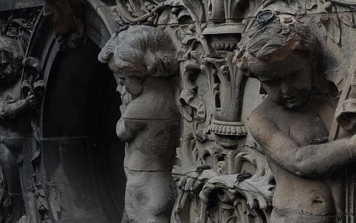 Updates4DC's tweet image. ‘THE BATMAN PART II’ production designer Luke Hull has shared new photos from what is likely his location scout in Glasgow!

#TheBatmanPartII #MattReeves #RobertPattinson #GothamCity