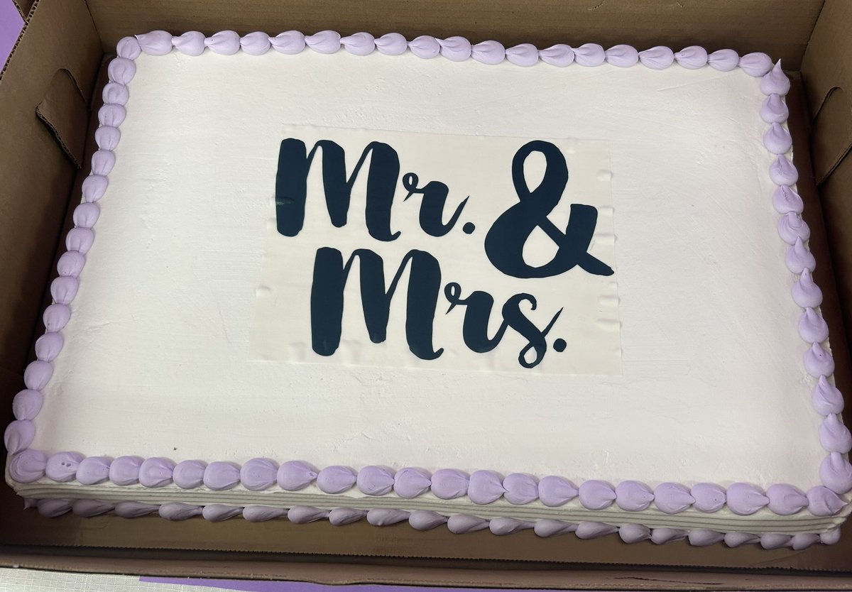 Celebrating an upcoming wedding today.   Congrats Mrs. Fulgencio!!  🎉
<a href="/OLE_Leopards/">Leonard Elementary</a>