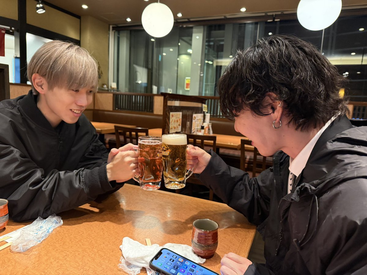 Iba_convertible's tweet photo. 水戸バー・バル・バールは、水戸の飲食店が楽しめて飲み歩きできるイベントです✨

というわけで、成人組はいただいてます🍻
(KILAは1月過ぎたら乾杯しましょうね)

#アイコン茨城
#310bbb https://t.co/90WpRYBmvL