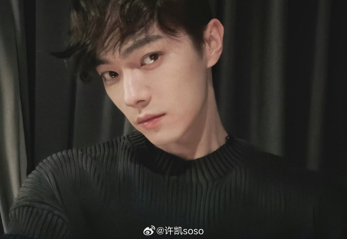 เริ่มต้นฤดูหนาวกับสุดหล่อ​~ ❄️

© weibo : 许凯soso

#สวีข่าย​ #XuKai #许凯 #シューカイ #สวีข่ายXuKai许凯 #XuKaisoso #许凯soso