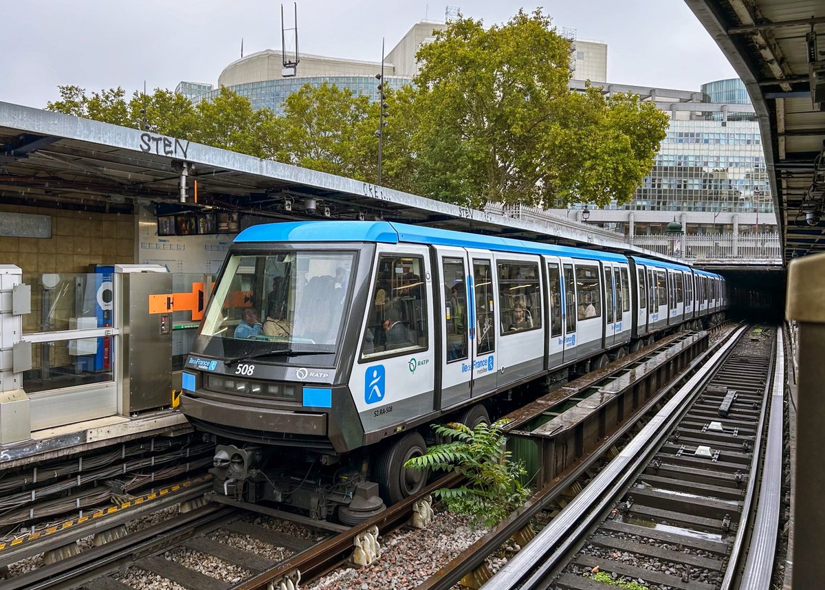 metropolitor_'s tweet photo. 📸 L’image la plus consultée du mois d'octobre sur Métropolitor ! Chaque mois, on vous partage la photo qui a retenu le plus de regards sur notre site.

© Le Métrosien

#Metropolitor #PhotoDuMois #RATP #Metro #MetroParisien #MP05 #idfm https://t.co/X2MYfAP18f