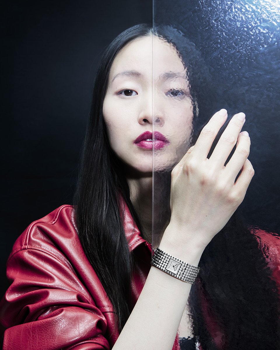 Reimagined from one of the boldest icons of the 1980s, the Classics Manchette captures a spirit of independence and effortless style.

Four variations, one attitude — timeless confidence.

#TimeToBeBold #ClassicsManchette  #FrederiqueConstant