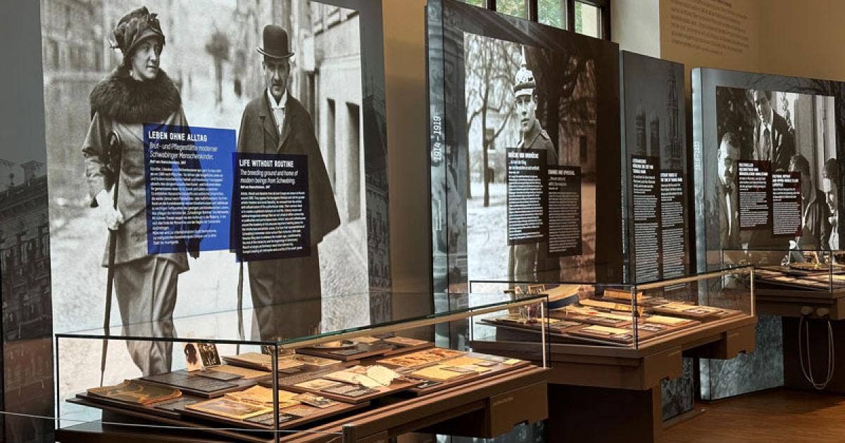 Kommt mit auf Führungen durch zwei Ausstellungen in der Monacensia​! Der Eintritt ist frei! 📖
Entdeckt zum Beispiel das ambivalente literarische Leben der Stadt zu Zeiten Thomas Manns. Alle Infos zu den kostenlosen Führungen: muenchen.de/sehenswuerdigk…