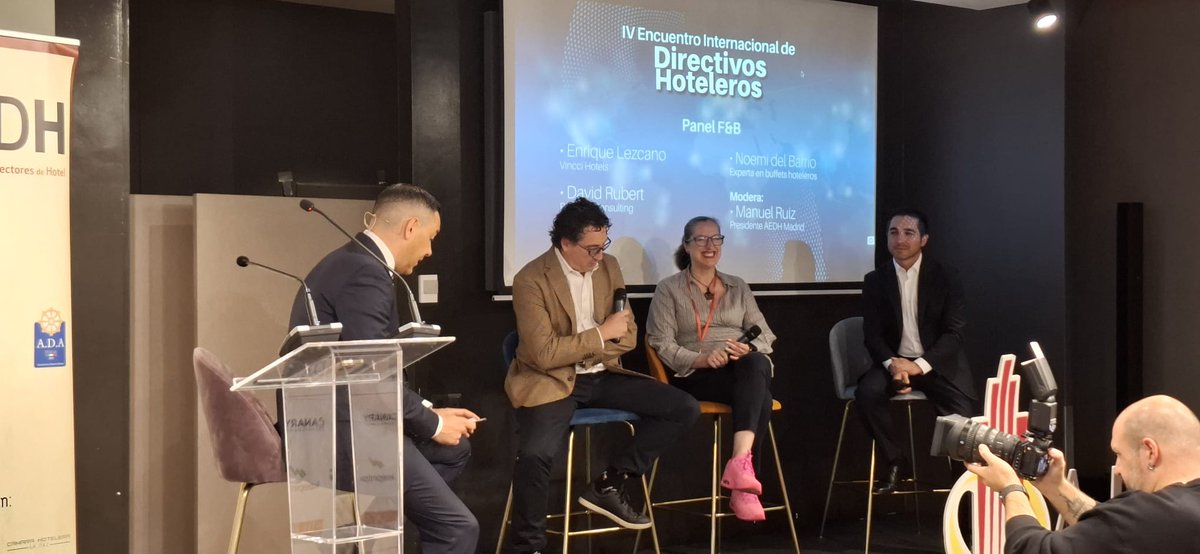 Directores de Hotel #TurismoSomosTodos #50AEDH tweet media