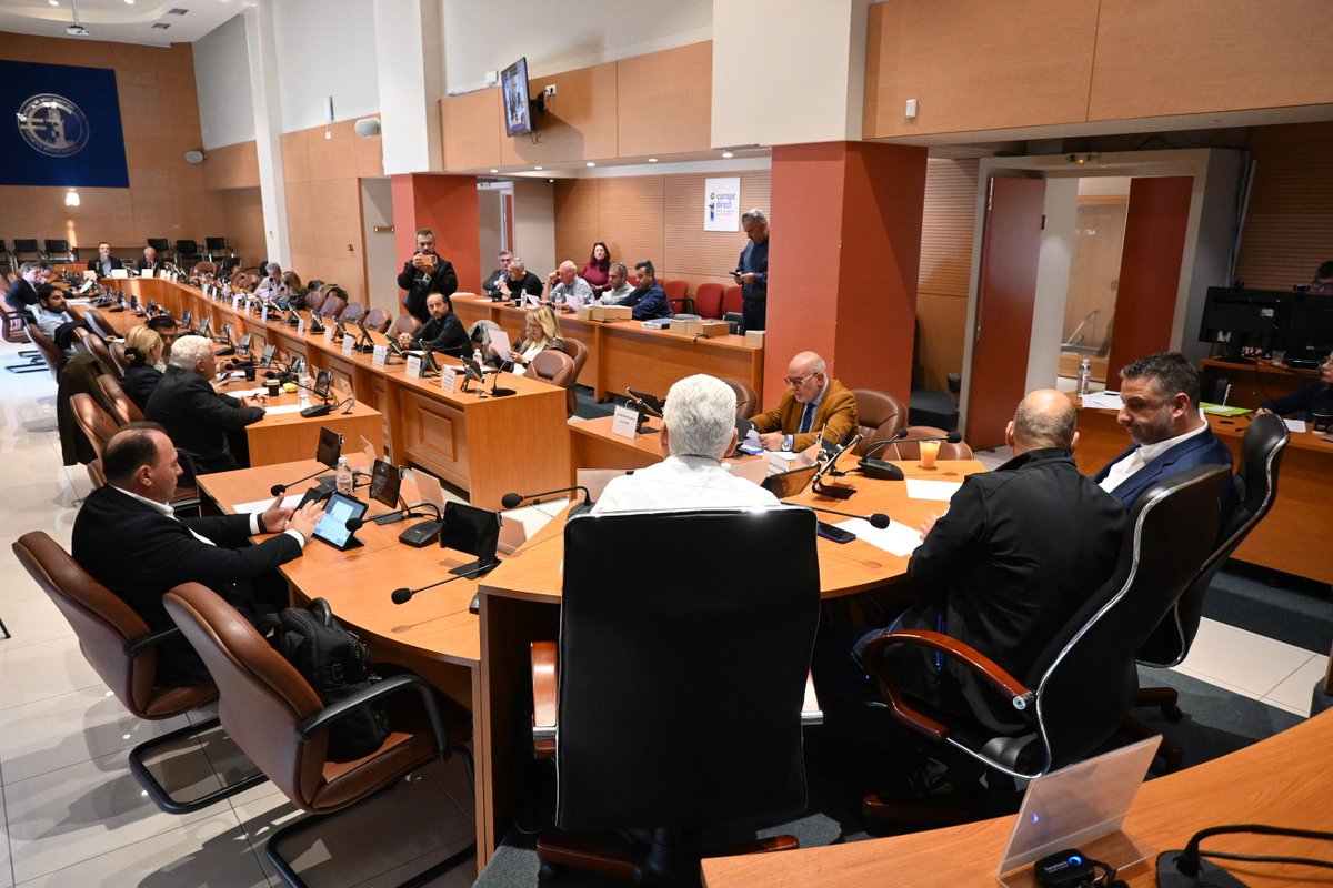 Ομόφωνη αντίθεση του Περιφερειακού Συμβουλίου στην απόφαση για το κλείσιμο των υποκαταστημάτων ΕΛΤΑ 
🔗 buff.ly/YGhyKtt 

#periferiadytikiselladas #WesternGreece #ΕΛΤΑ