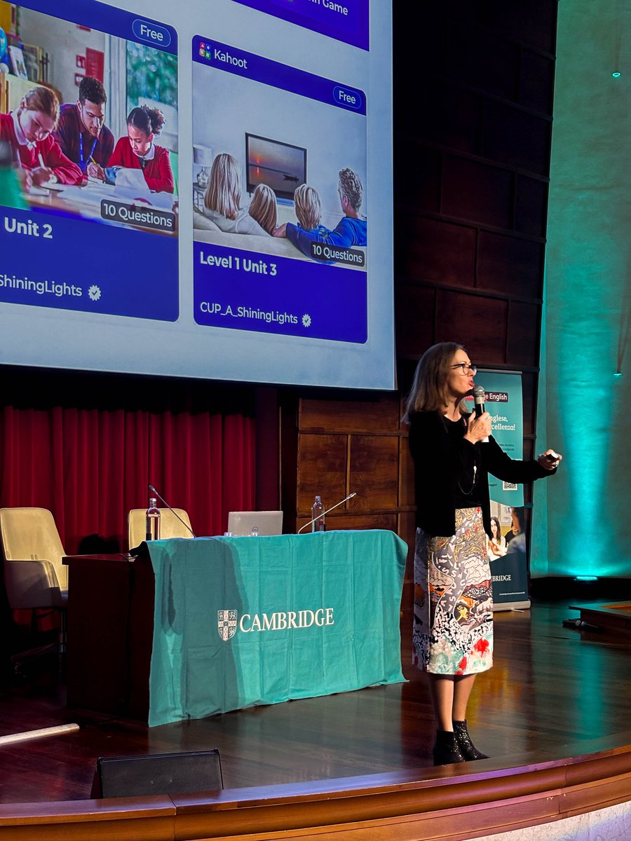 AuditoriumAntonianum tweet media