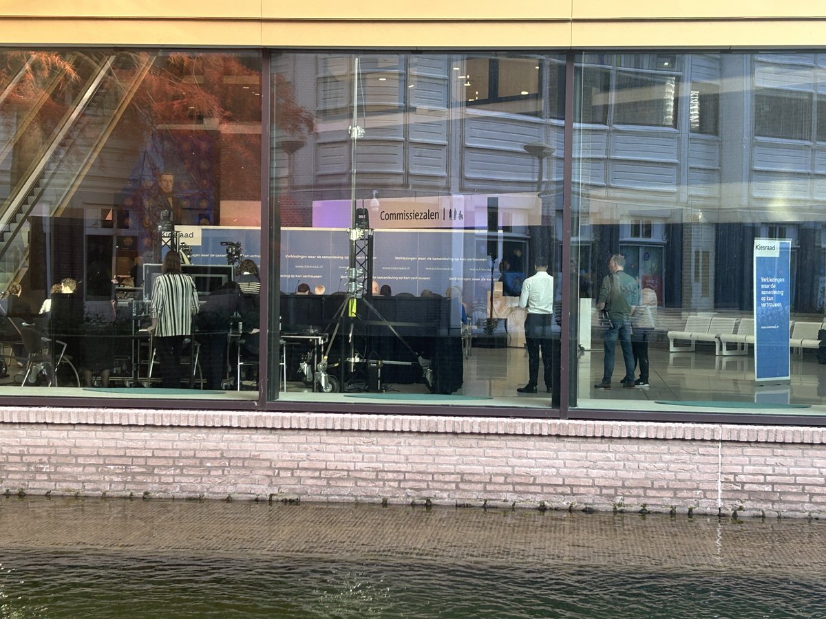 Omied Chalebyani tweet media