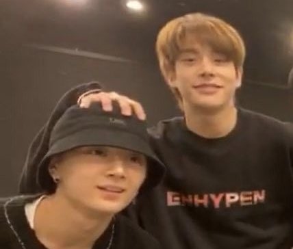 젱젴 아카이브 tweet media