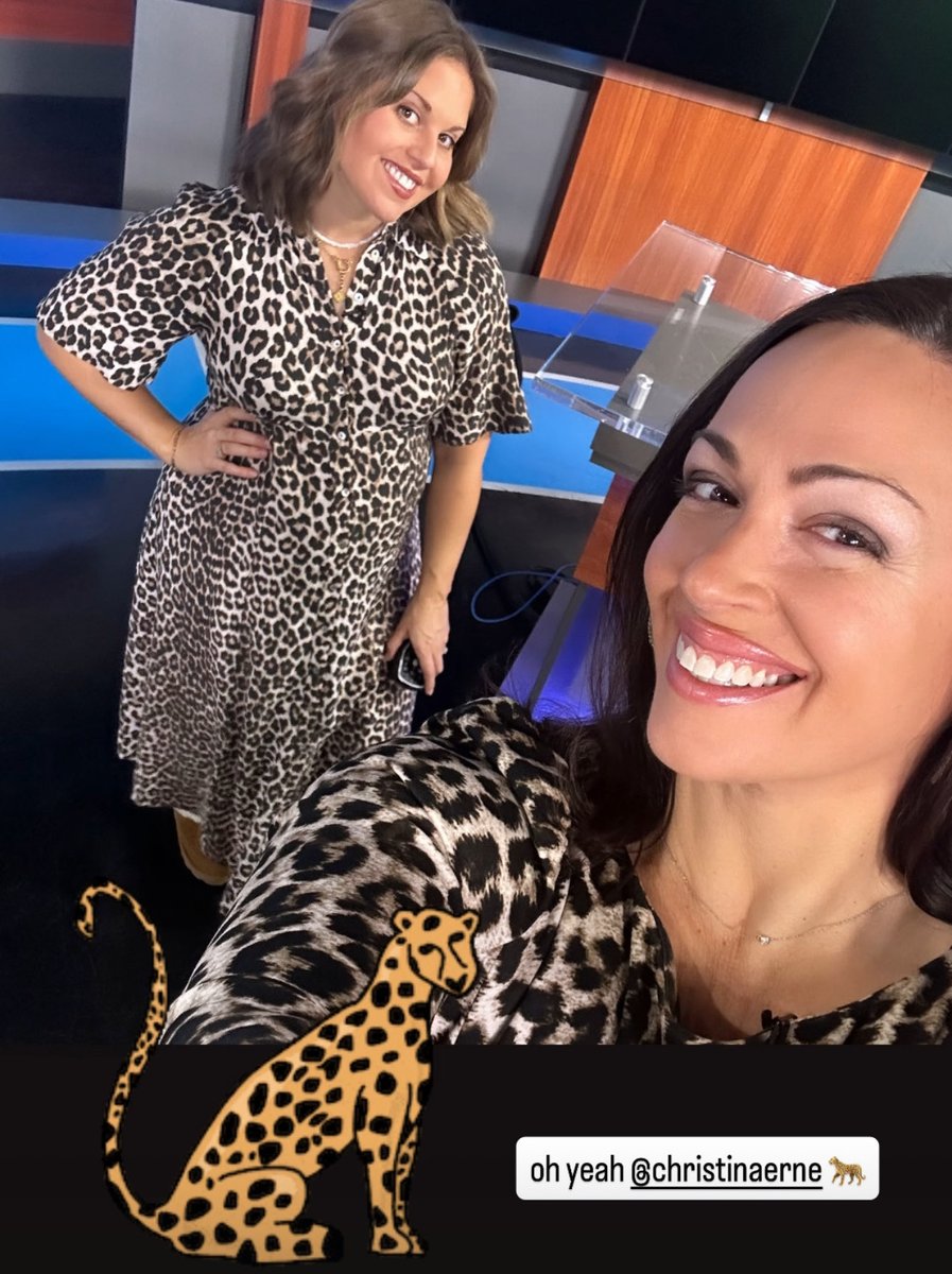 alison_bologna's tweet image. It’s Friday @NBC10 with @ChristinaErne  #aligned #notplanned